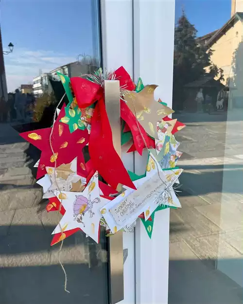 GhIRLANDE NATALIZIE DALLA SCUOLA PRIMARIA