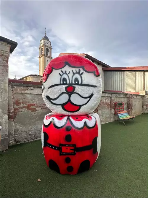 La SCUOLA PRIMARIA SI PREPARA AL NATALE CON UN MERCATINO SPECIALE