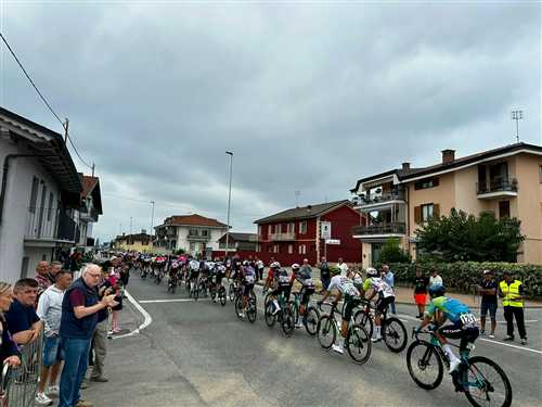 LA 90^ VUELTA A ESPAÃ‘A ATTRAVERSA IL NOSTRO COMUNE